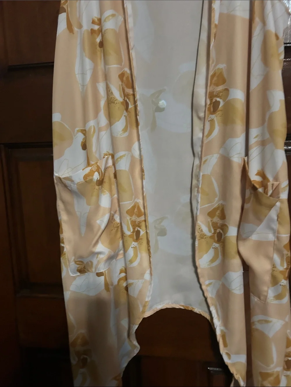 Lightweight Floral Print Scarf Vest - Cream & Gold
